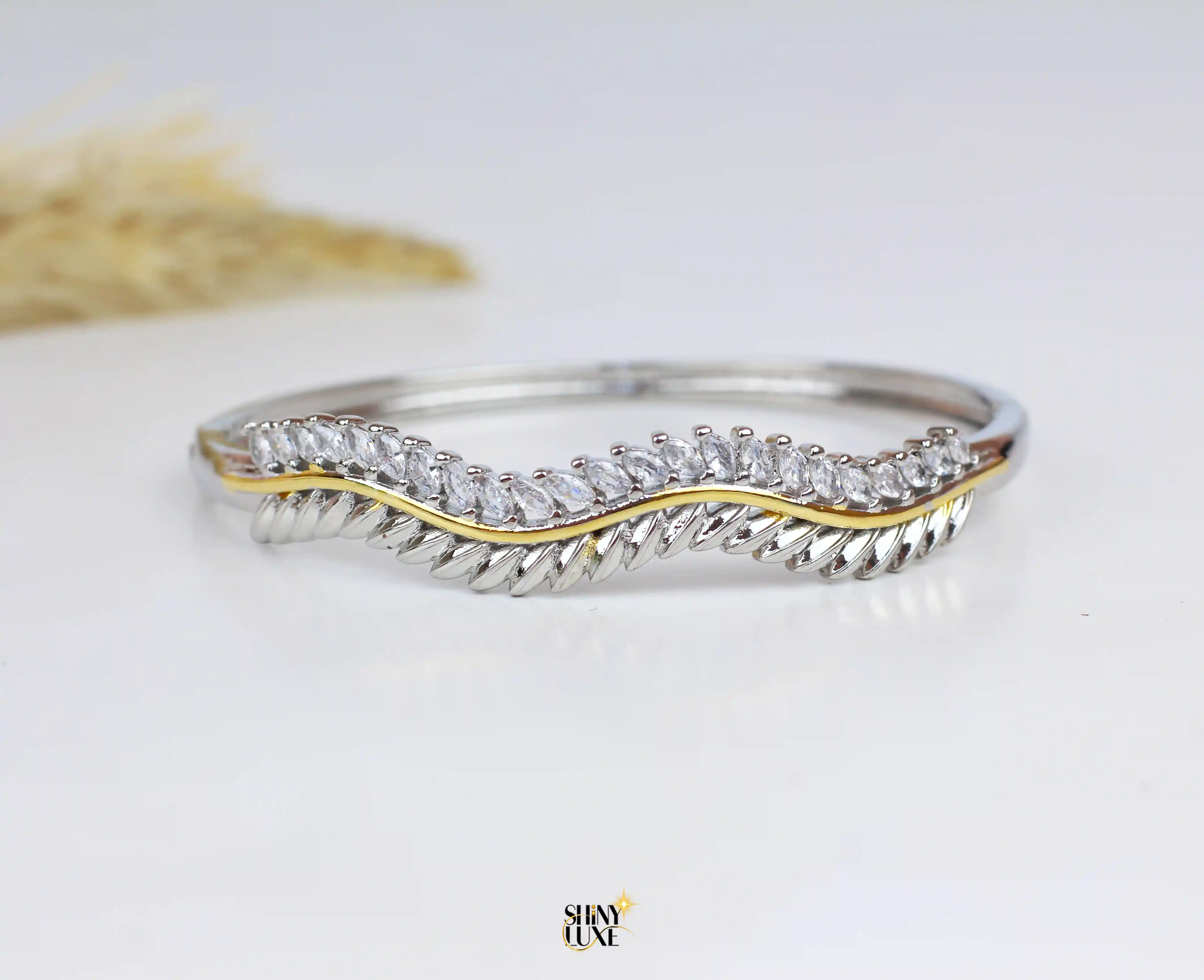 اسورة بلاتين