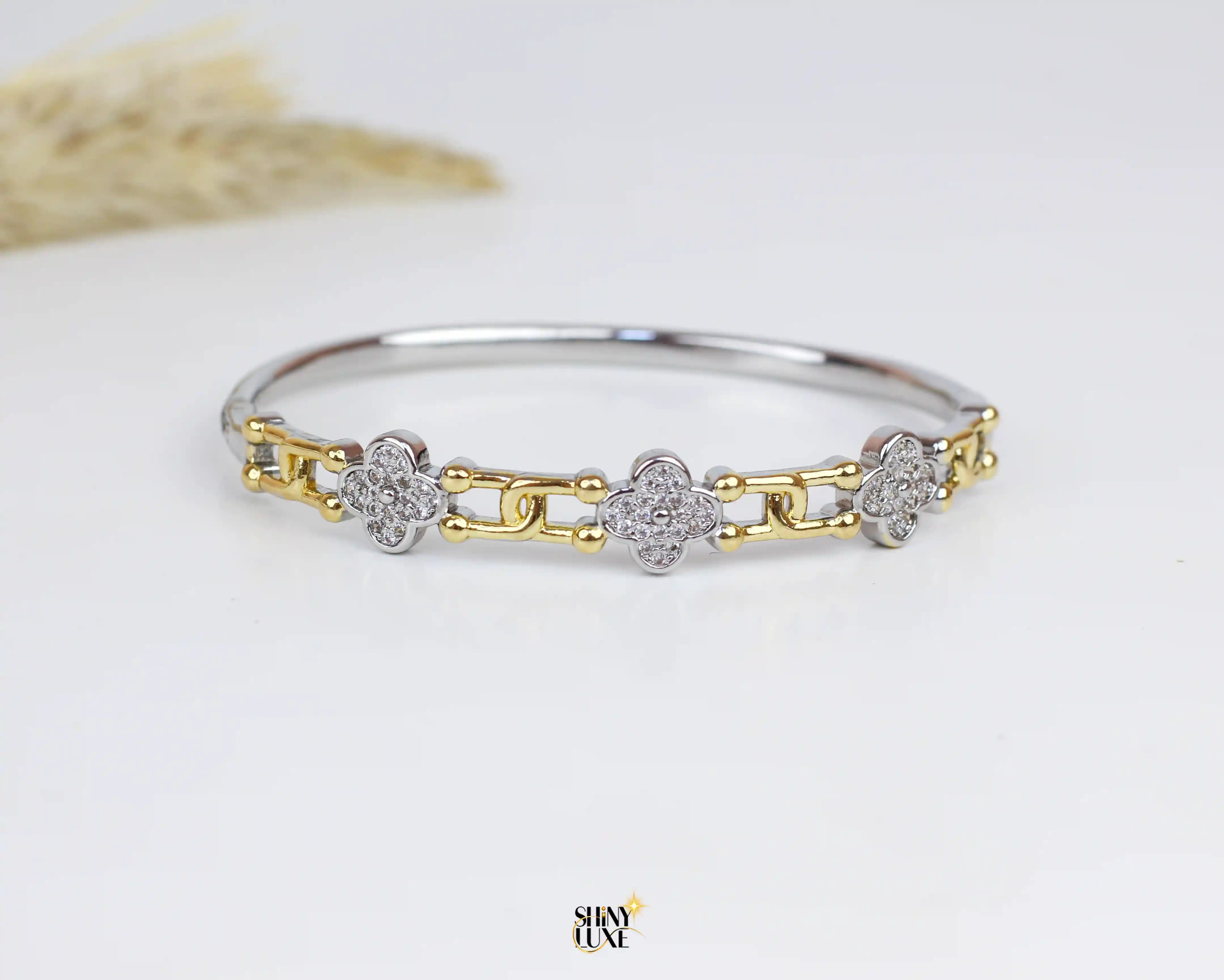 اسورة بلاتين